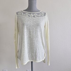 Free People Romantics Pretty Pretty Lace Long Sleeve Top Bloussize size XS